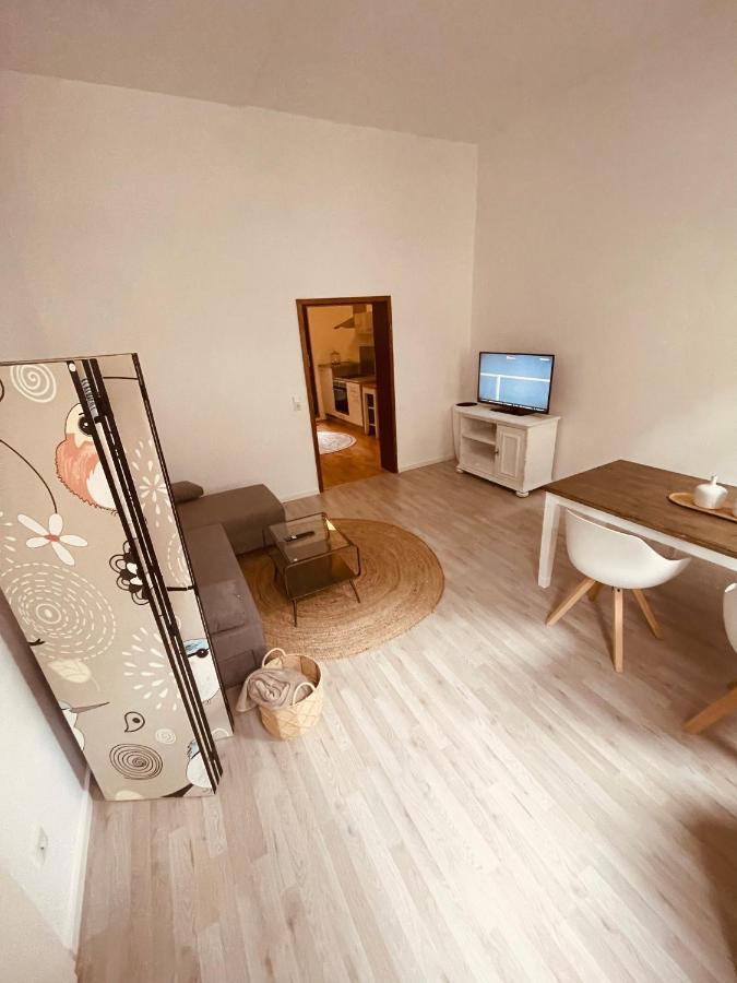 Retro Appartement Im Herzen Von Koeln Deutz Εξωτερικό φωτογραφία