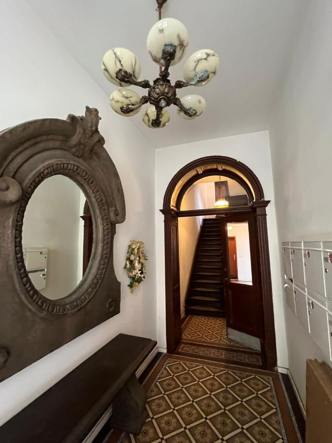Retro Appartement Im Herzen Von Koeln Deutz Εξωτερικό φωτογραφία